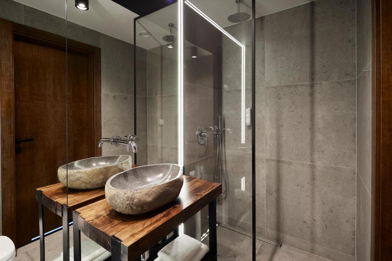 New Port - Premium Floating Aparthotel Cracovia Esterno foto