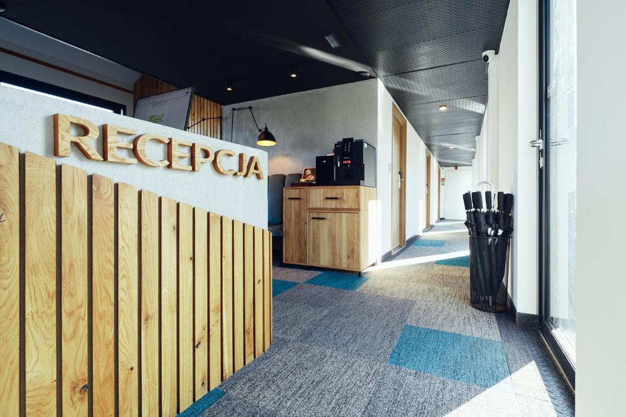 New Port - Premium Floating Aparthotel Cracovia Esterno foto