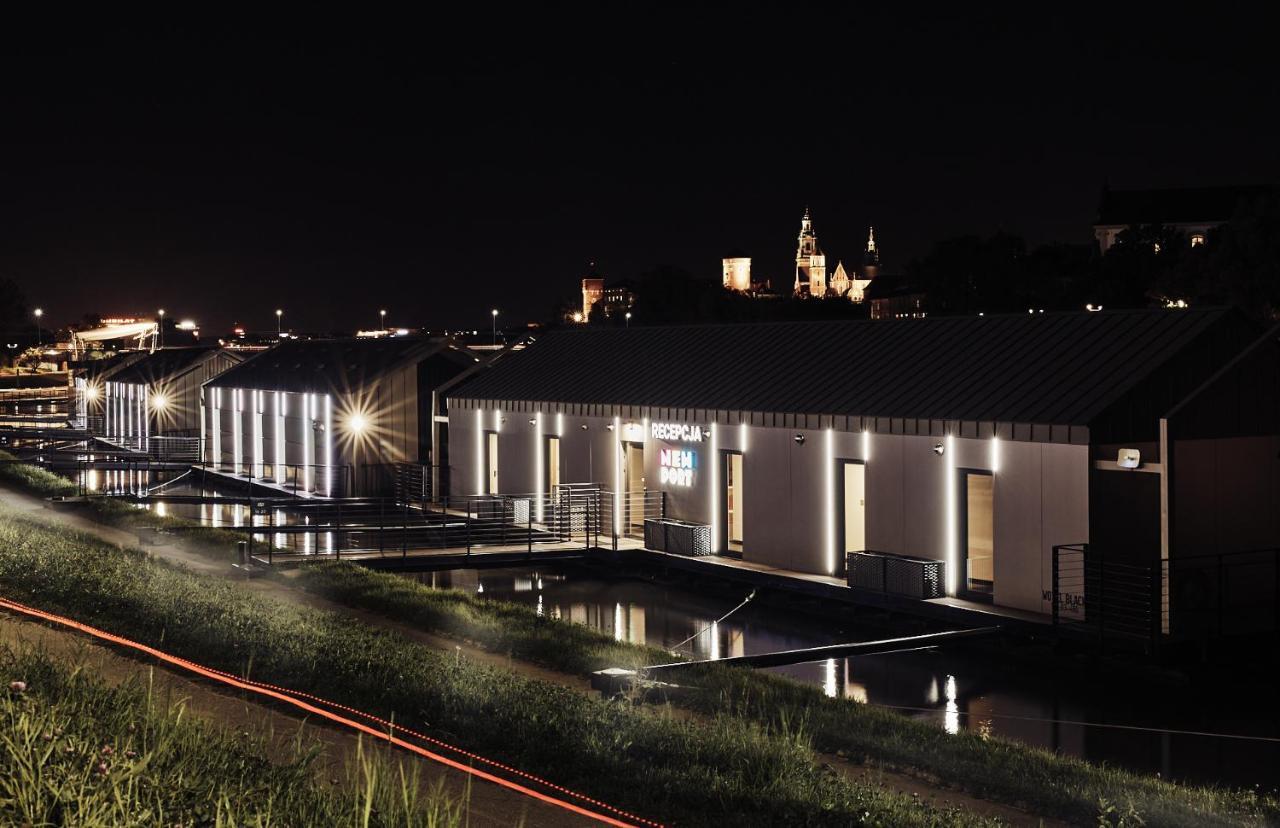 New Port - Premium Floating Aparthotel Cracovia Esterno foto
